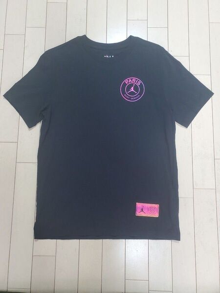 【おすすめ!最終価格!】Jordan×PARI Tシャツ ブラック ピンク Lサイズ