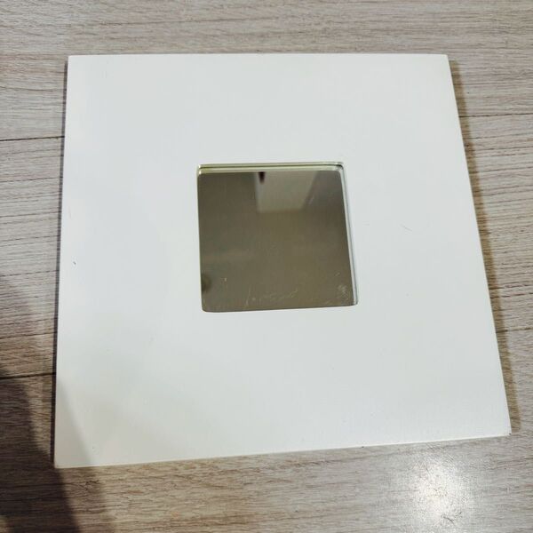 IKEA イケア 鏡 ミラー 壁掛け ホワイト 白 おしゃれ