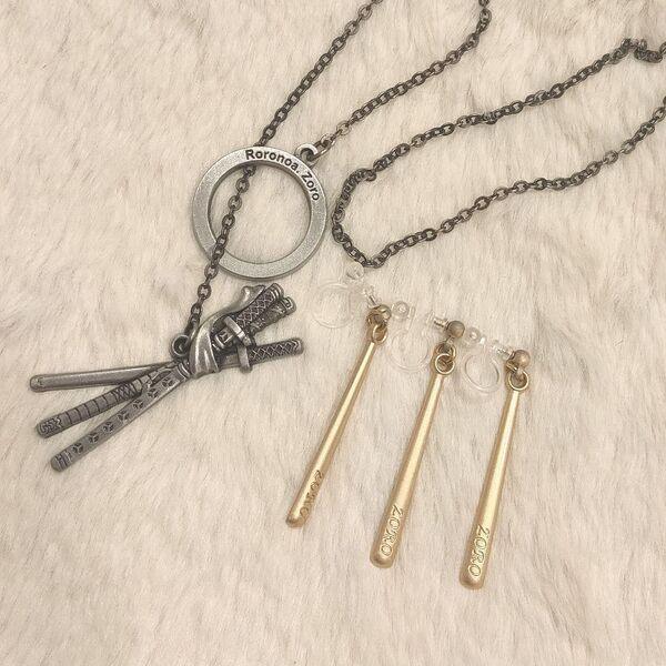 未使用 ワンピース ゾロ USJ ネックレス&イヤリングセット