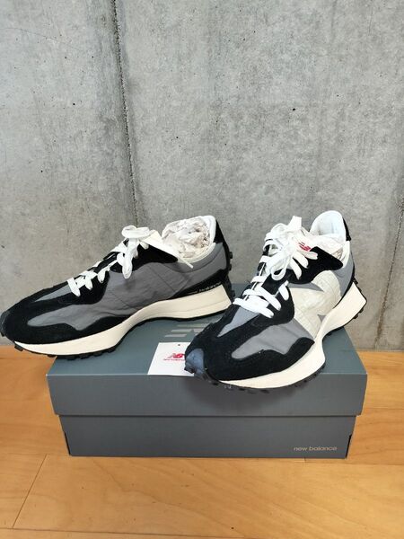 New Balance MS327CI(D) グレー 27.5cm