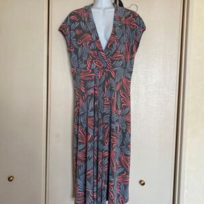 BCBG 総柄フレンチスリーブワンピース 未使用 L