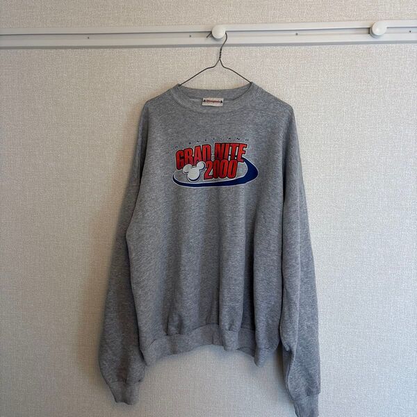 古着 00s USA製 Disney 「GRAD NITE 2000」 ミッキー スウェット トレーナー XXL 古着