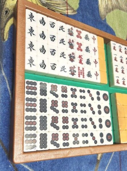 麻雀一式 赤牌入り 麻雀牌 点棒 セット マージャンパイ 牌 まーじゃんぱい 点数棒 セット 麻雀牌一式 赤牌あり