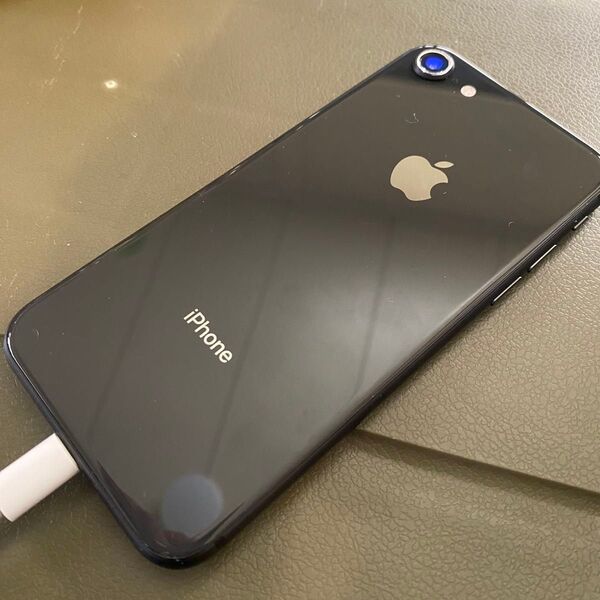 iPhone 8 MQ782J/A ブラック 64GB