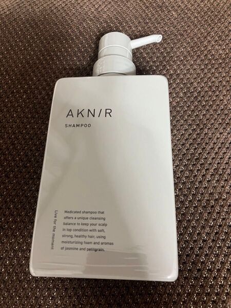 アクニー AKNIR 薬用ヘアシャンプー