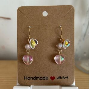 NO82 アクリルビーズハートお花ピアス
