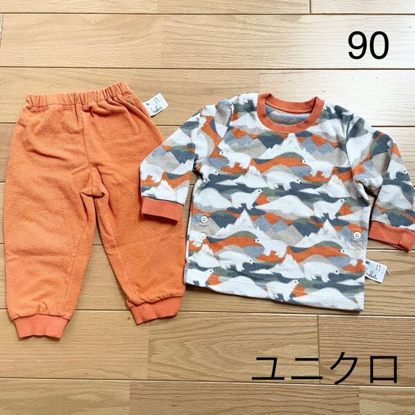 ユニクロ ベビーパジャマ 上下セット 90cm シロクマ柄 オレンジ