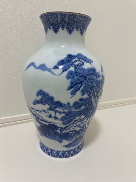 有田染付花瓶 作家物 在銘 置物 飾り物 花入れ 骨董 風景画 山水 人物 青 フラワーベース