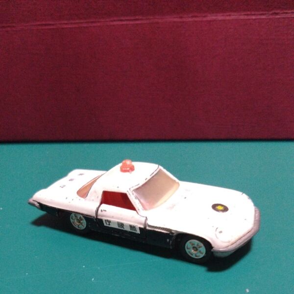 トミカ ミニカー 日本製 旧ホィール コスモスポーツ パトカー