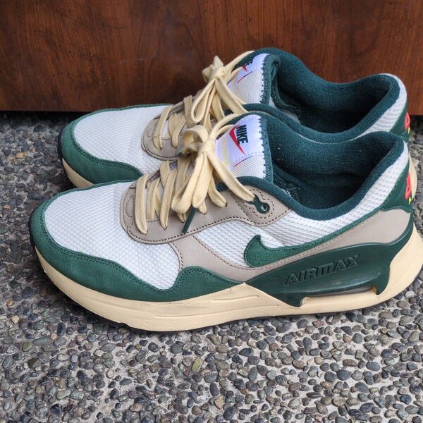 NIKE AIR MAX 1 '87 グリーン/ベージュ/ホワイト