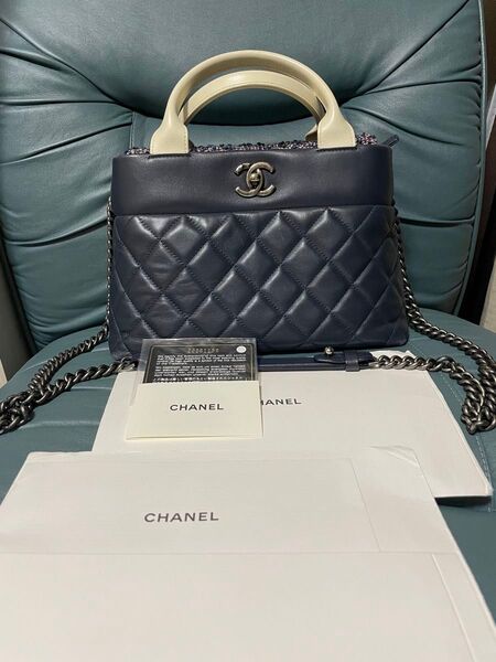 正規品CHANEL 358000円