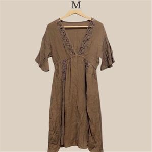 ブラウン 半袖 ひざ丈ワンピース M
