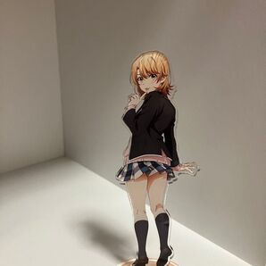 やはり俺の青春ラブコメはまちがっている。一色いろは アクリルスタンド 制服 振り向き