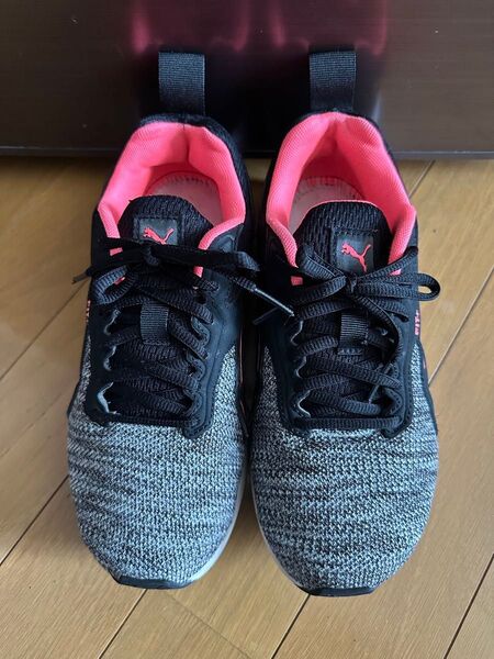PUMA スニーカー レディース ピンク グレー 23cm