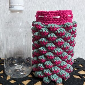 イチゴちゃんペットボトルカバー ハンドメイド
