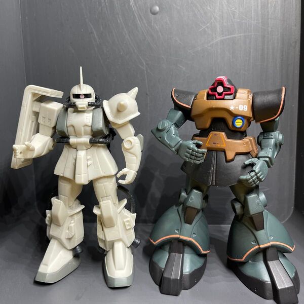 機動戦士ガンダム MSー09 ドム& シン・マツナガ専用ザクⅡ(現状品)