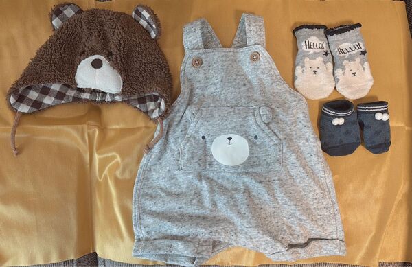 ベビー服 H&M サロペット 50cm クマ 帽子 靴下 子供服