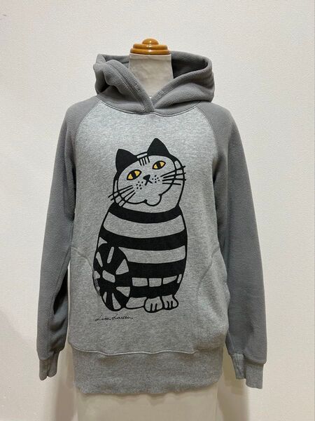 ユニクロ UNIQLO UTリサラーソン パーカー フーディ