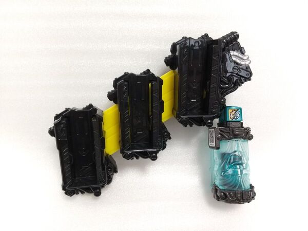 DXフルボトルホルダー・掃除機フルボトルセット 仮面ライダービルド クリーナーフルボトル