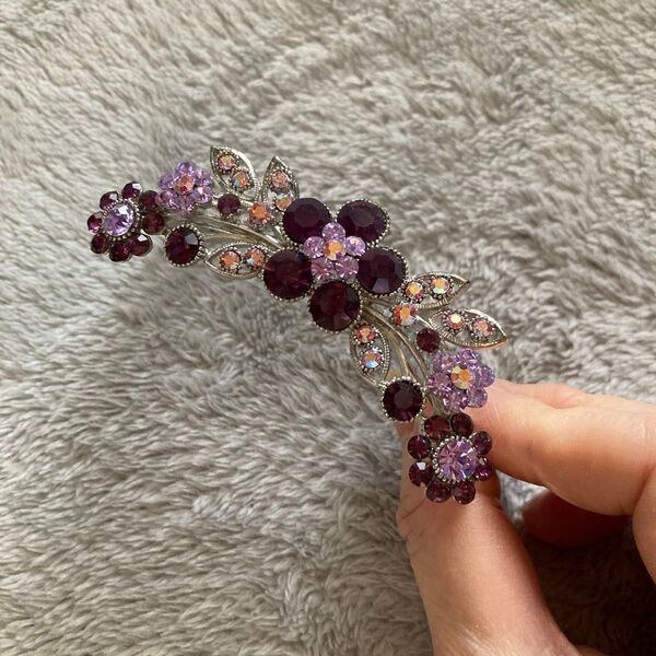 ラインストーン ヘアクリップ パープル バレッタ 未使用品