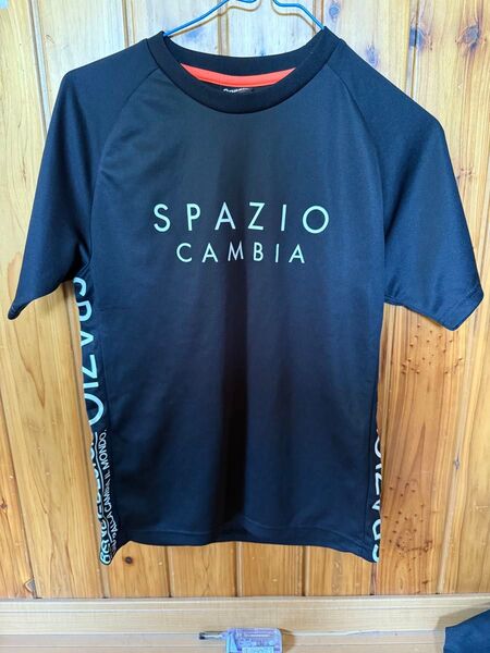 美品 SPAZIO CAMBIA Tシャツ ブラック サッカー 160