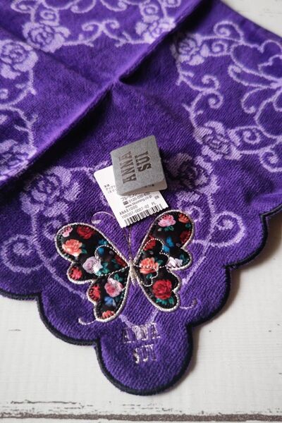 ANNA SUI タオルハンカチ パープル 蝶 刺繍
