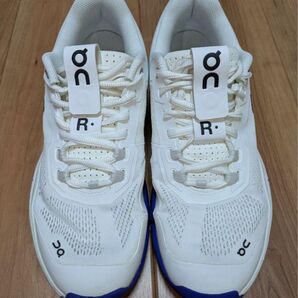 on テニスシューズ the Roger pro 27cm