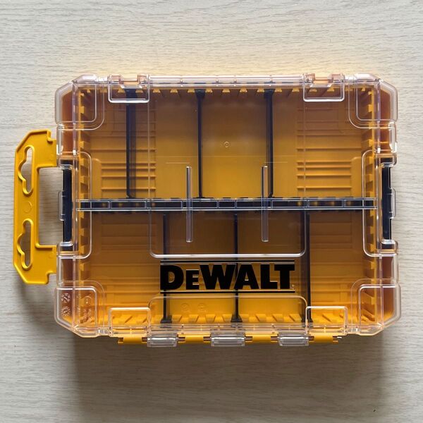 【新品未使用】 DEWALT タフケース ネジ ビット 小物入れ ツールボックス 工具箱 収納ケース