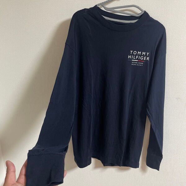 TOMMY HILFIGER ネイビー 長袖カットソー L/G