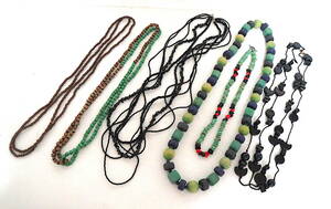  two point successful bid free shipping! N020 necklace 6 point set wooden beads green Brown black tea black lady's accessory 