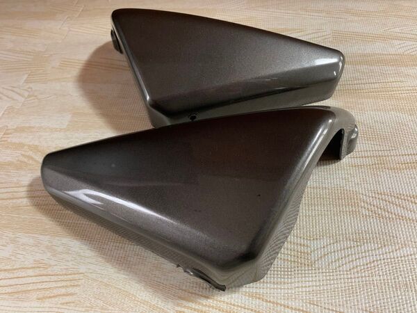 ゼファー400 純正 エアークリーナーカバー 左右
