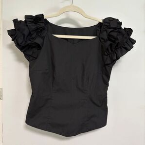 美品 Avivare フリル袖 トップス ブラック ブラウス フラダンス M