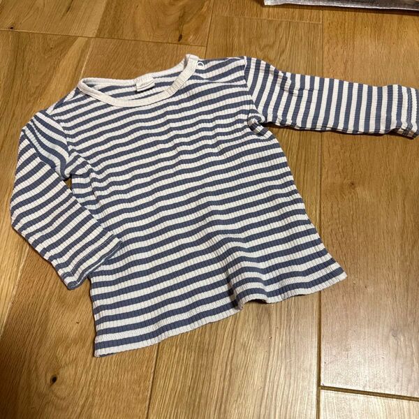 H&M 長袖ストライプTシャツ 90位