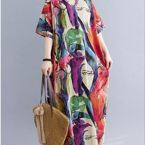 フリーサイズ☆ロングワンピース 大柄 派手