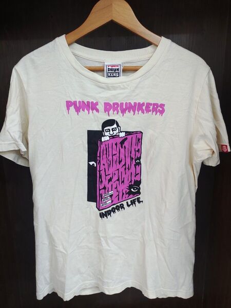 PUNK DRUNKERS Tシャツ INDOOR