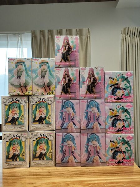 初音ミクのフィギュアまとめ売り(16体)セット 巡音ルカ等