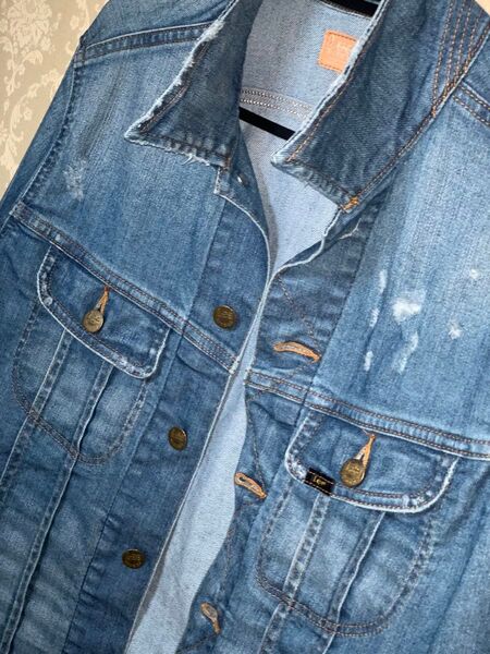 LeeダメージヴィンテージGジャン!オシャレでカッコいい!タグもオシャレSサイズ!Mサイズの方や女性もユニセックスでどうぞ!