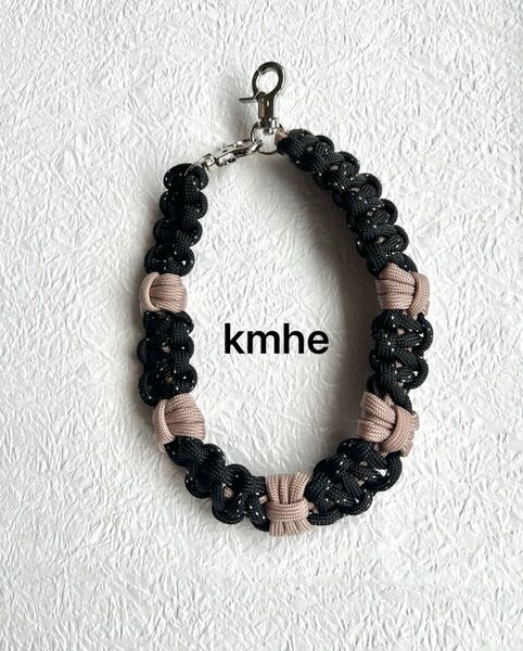 #102 パラコード ハンドメイド ハンドストラップ リボン