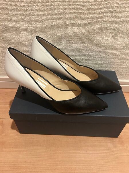 パンプス ヒール 黒 ベージュ INI
