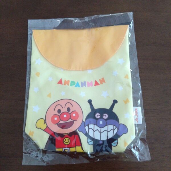 新品未使用★ アンパンマン マルチポーチ トートバッグ バック キャラクター おしめポーチ