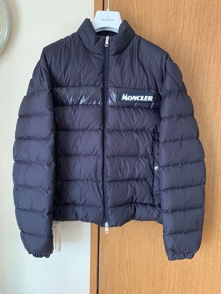 新品同様 国内正規品 モンクレール MONCLER ダウンジャケット ネイビー サイズ2
