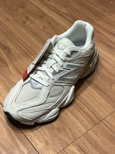 【新品】New Balance 9060 WHT 27cm
