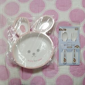 ベビー食器セット うさぎプレート くるま柄カトラリー 2点セット