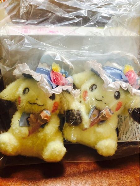 【早い者勝ち!】イースター ピカチュウ ぬいぐるみ 2体セット!(ポケセン専用ダンボール発送)