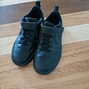 18NIKE スニーカー