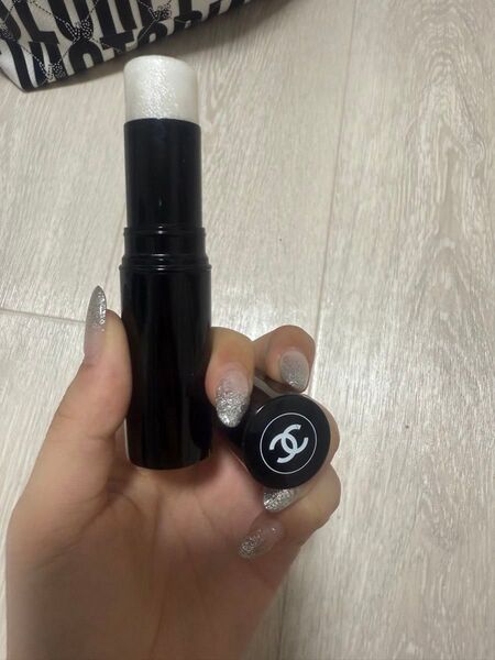 CHANEL ボーム エサンシエル ペルルセント