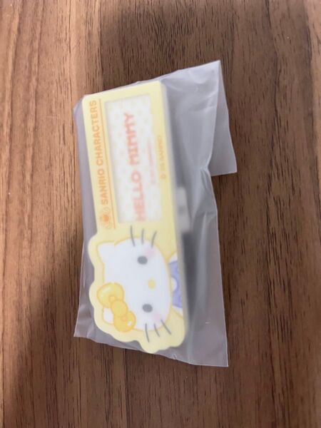 サンリオ シークレット名札バッジ ハローミミィ