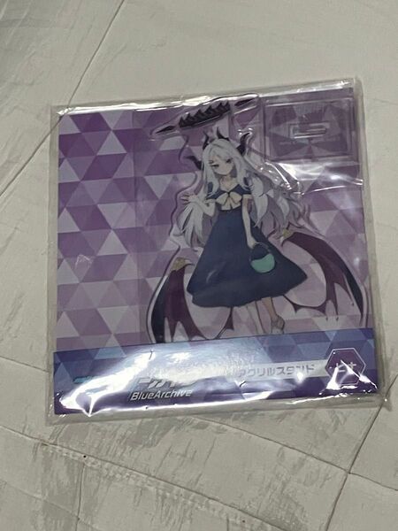 ブルーアーカイブ ヒナ アクリルスタンド ローソン