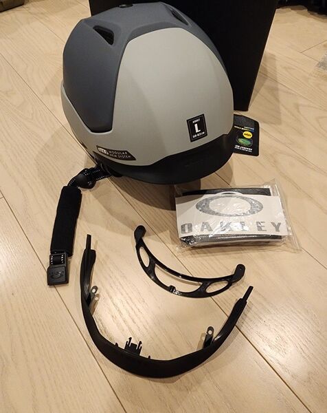 Oakley MOD5 MIPS ヘルメットLサイズ 59-63cm
