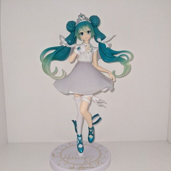 初音ミク 15th Anniversary KEI Ver.フィギュア